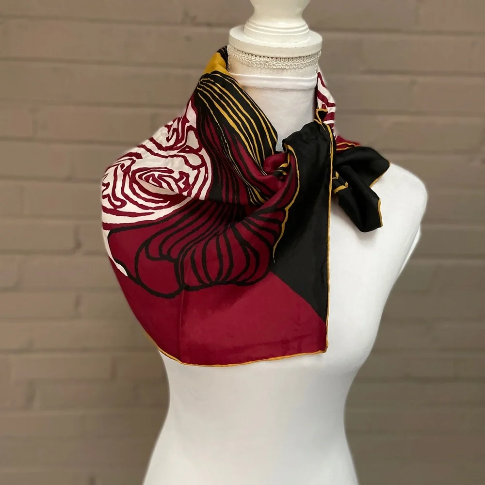 Vintage 70’s silk blend scarf